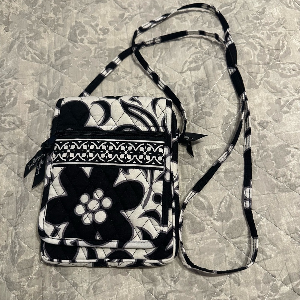 Vera Bradley Crossbody Mini Hipster “Night & Day print